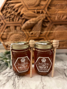 Pint mason jar honey with dipper